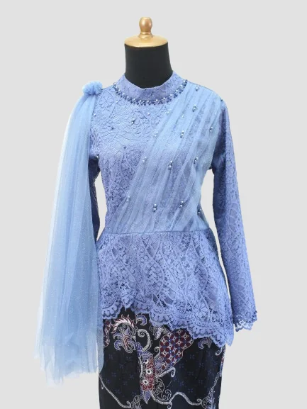 Kebaya Tulle Biru Langit, foto asli
